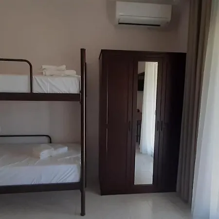 Latoura Ormos Panagias