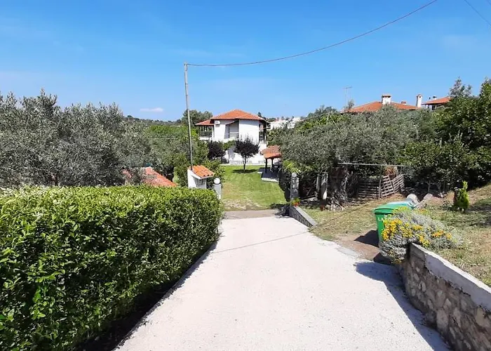 Latoura * Ormos Panagias