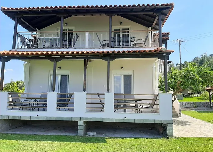 Latoura * Ormos Panagias