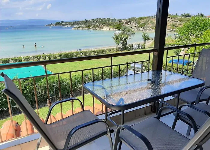 Latoura * Ormos Panagias